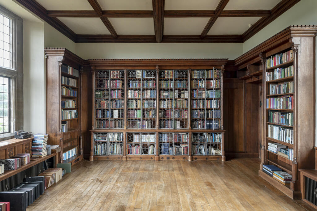 property Raw Images}