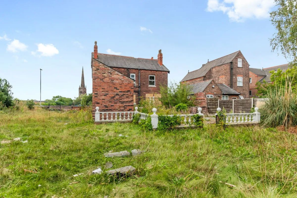 property Raw Images}