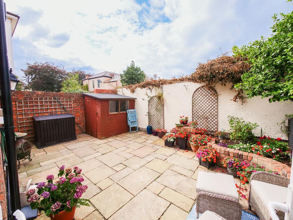 property Raw Images}