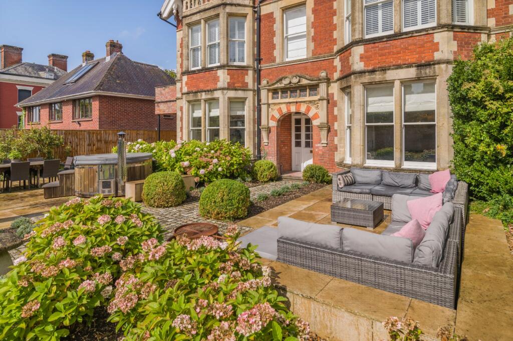 property Raw Images}