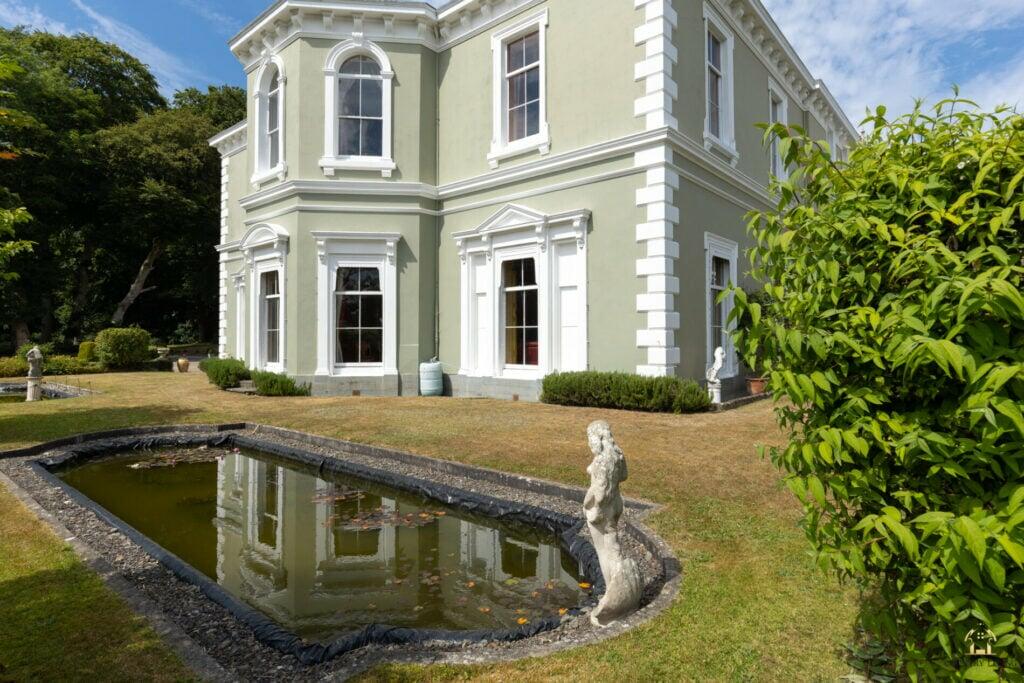 property Raw Images}