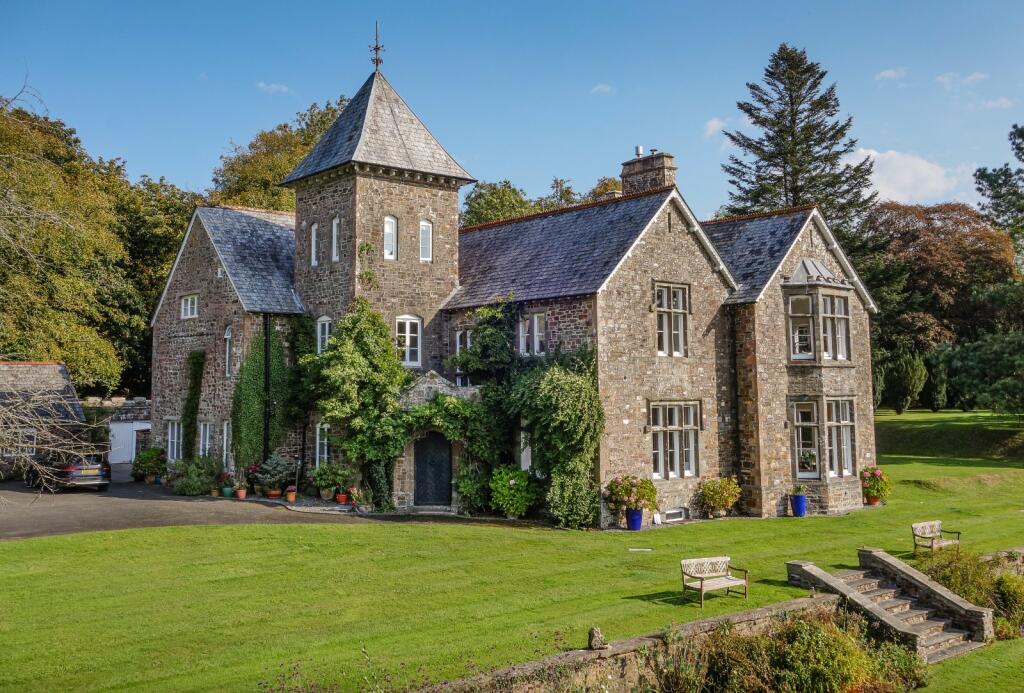 property Raw Images}