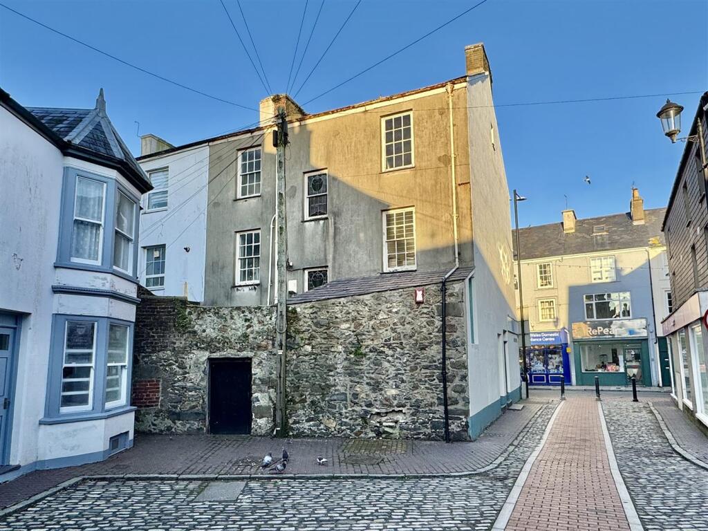 property Raw Images}