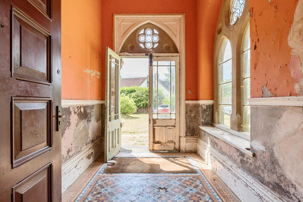 property Raw Images}