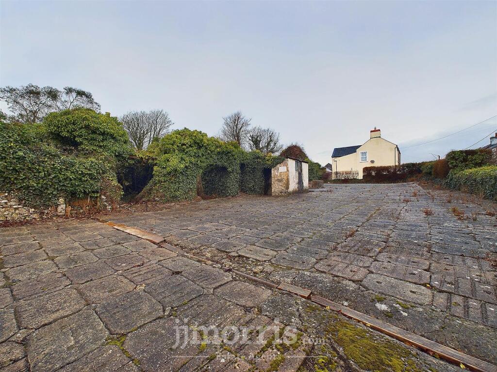 property Raw Images}