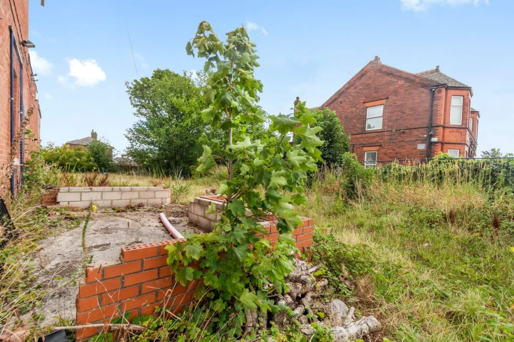 property Raw Images}