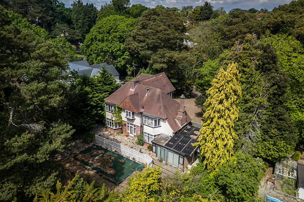 property Raw Images}