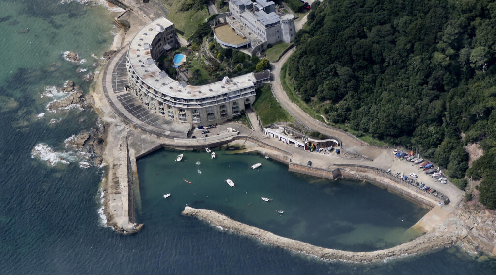 property Raw Images}