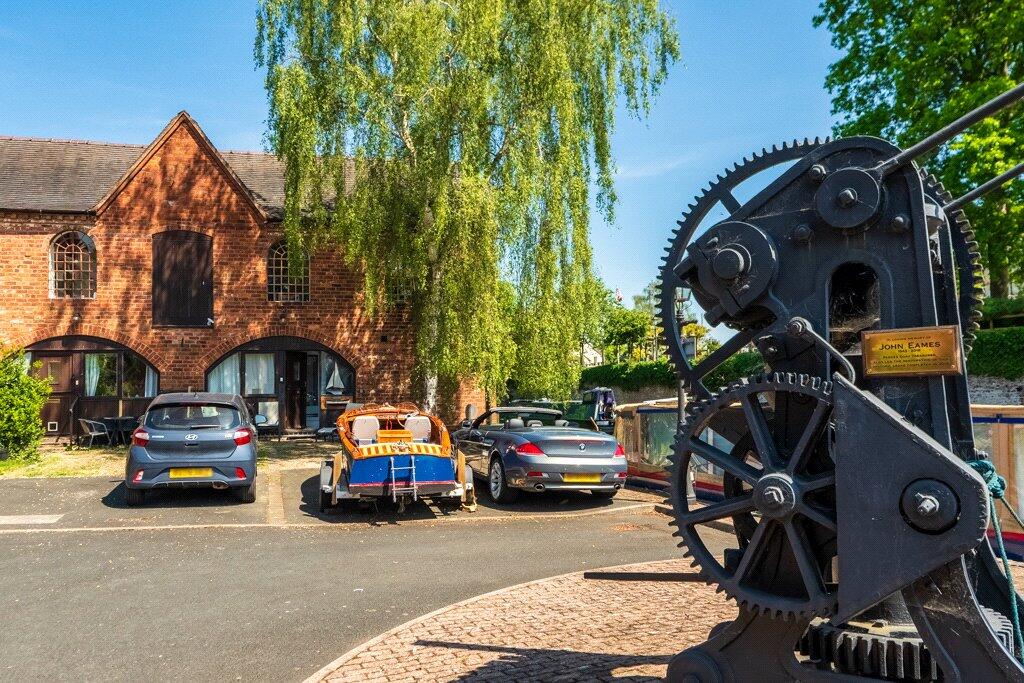 property Raw Images}