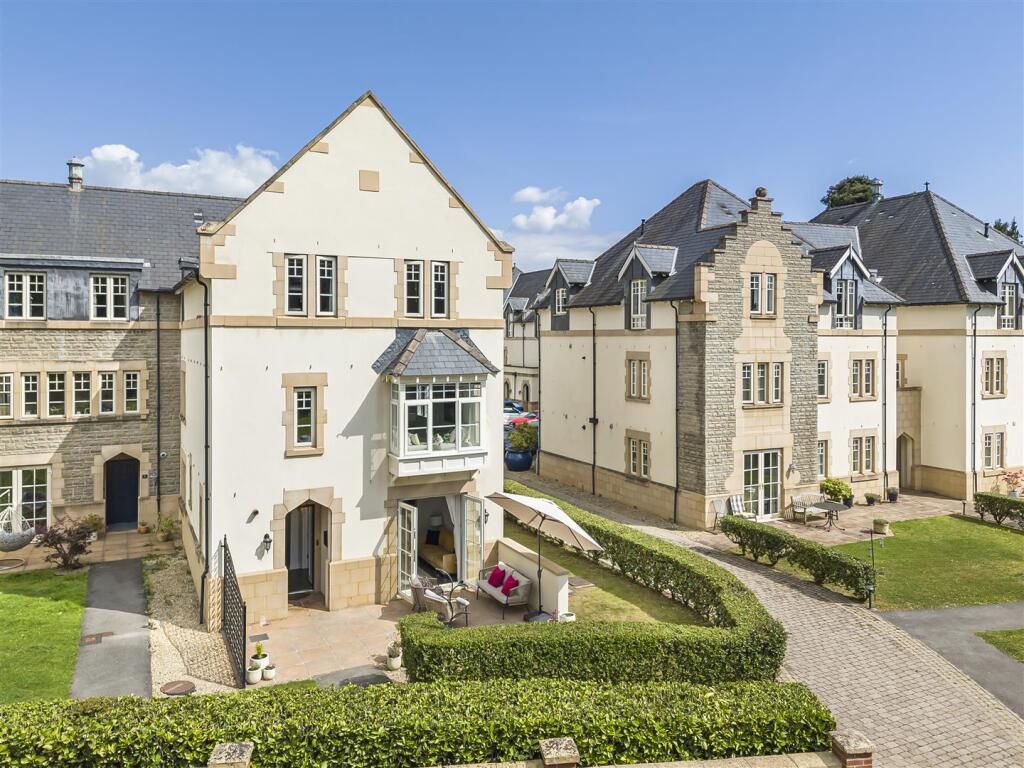 property Raw Images}